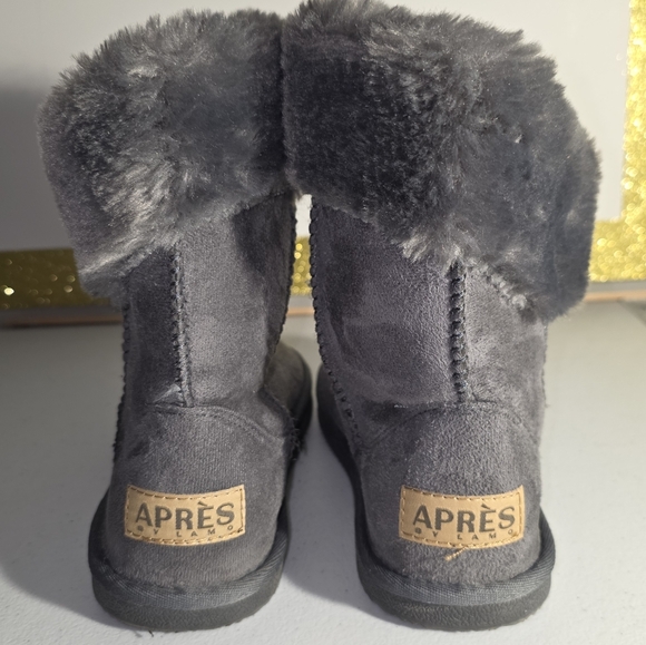 Apres by Lam 0 Soft Faux Fur Vegan/Man Made textile Booties NWOT Size 6 Womens - Picture 10 of 10